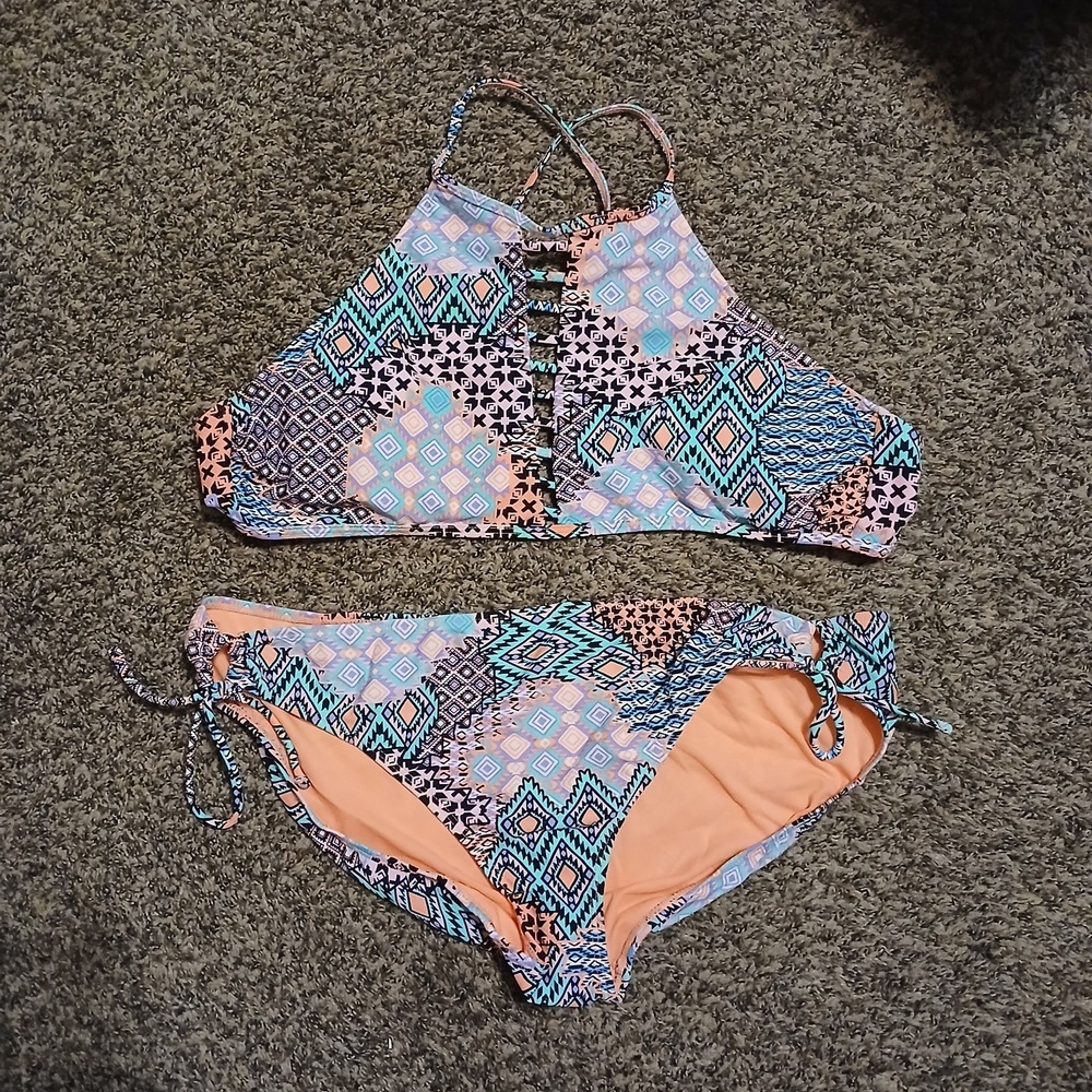 Catalina Swimsuit Tribal Geometric Pastel Bikini Top & Bottom Size XL